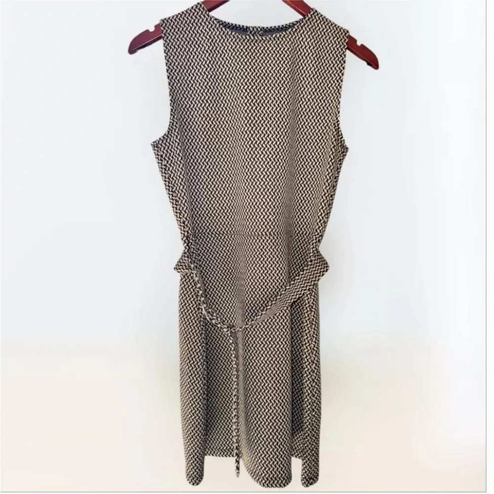 🌸SOLD🌸 Reformation Suze Knit Sleeveless Mini Dress Belt Tan Black Size Medium - Picture 3 of 9